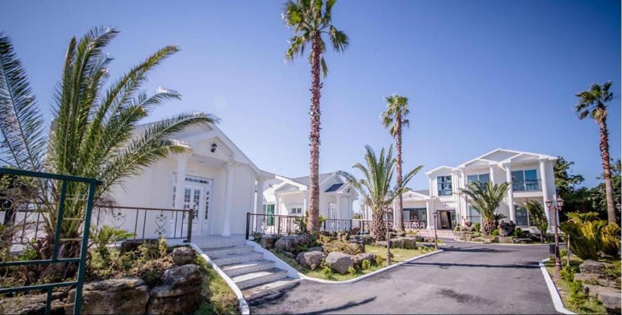 Jeju Washington Pension ซอกวีโพ ภายนอก รูปภาพ
